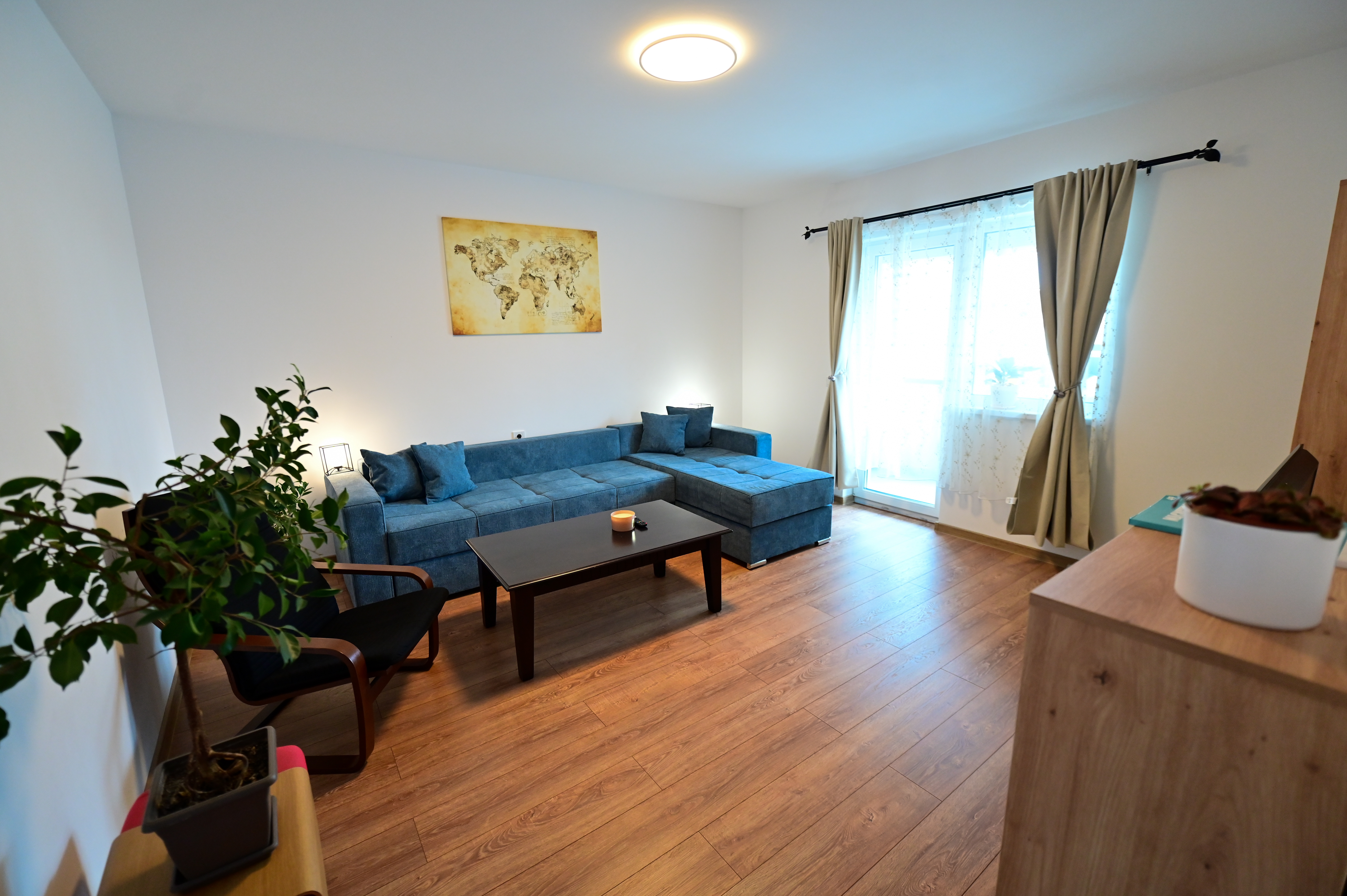 FLH - Zoe Apartment